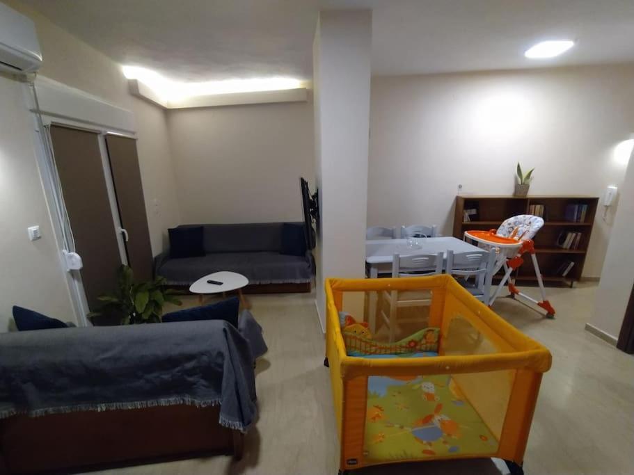 Parkview Central Apartment - Xanthi Bagian luar foto