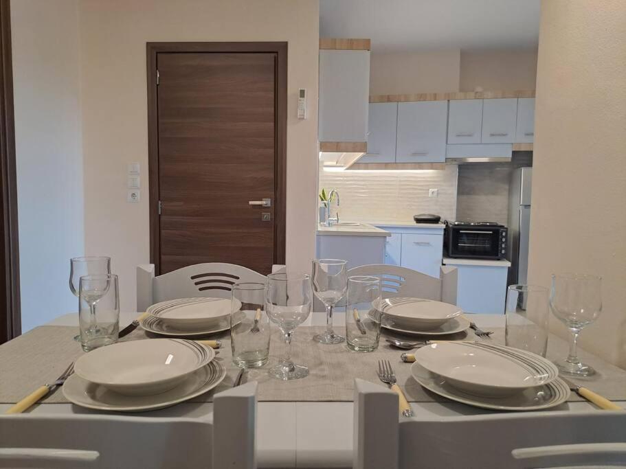 Parkview Central Apartment - Xanthi Bagian luar foto